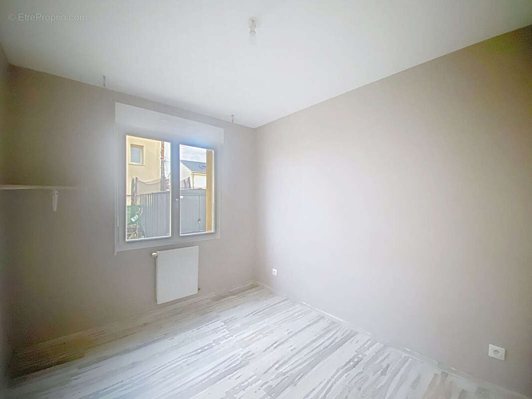 Maison à SAINT-LYE-LA-FORET