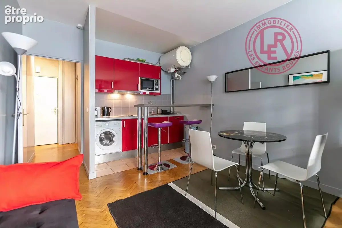 Appartement à PARIS-20E