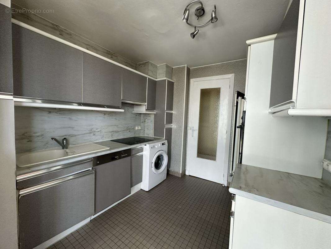 Appartement à SOTTEVILLE-LES-ROUEN