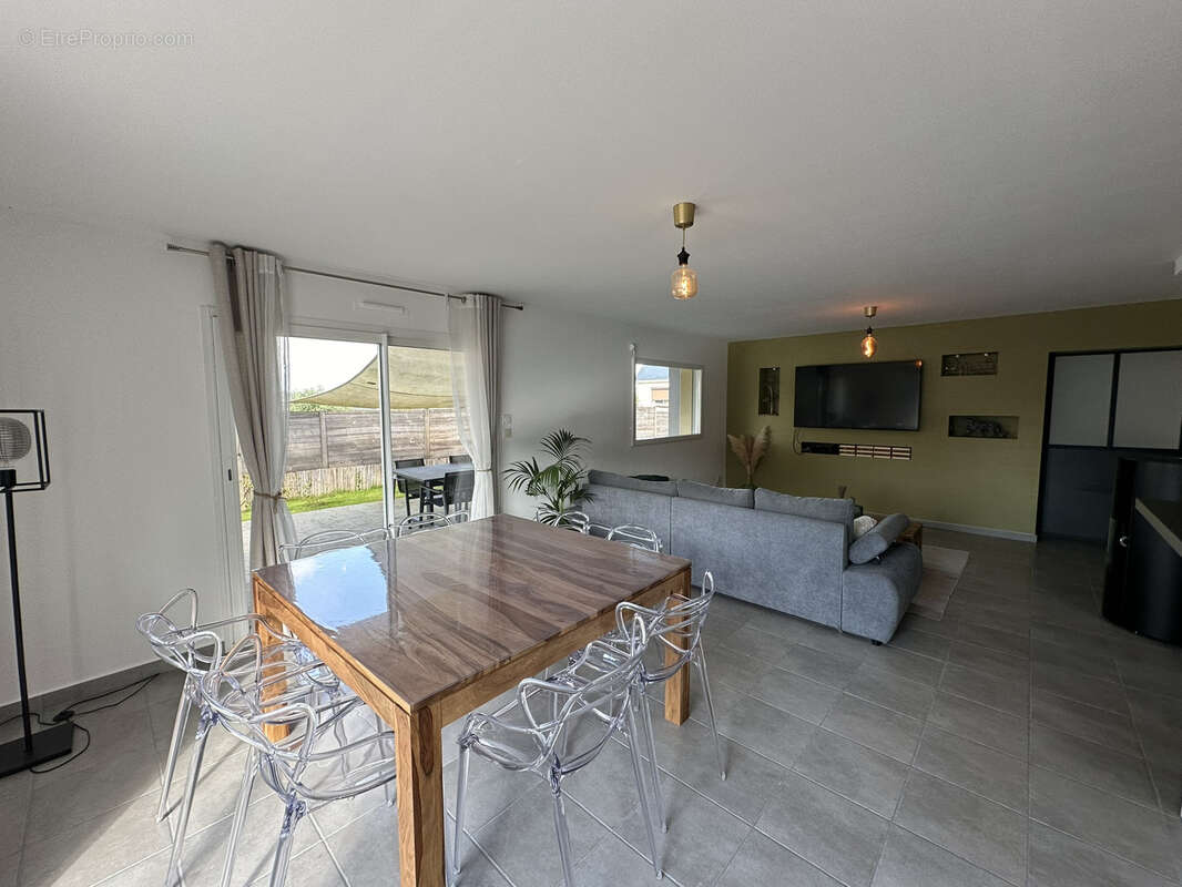 Maison à SAINT-BARTHELEMY