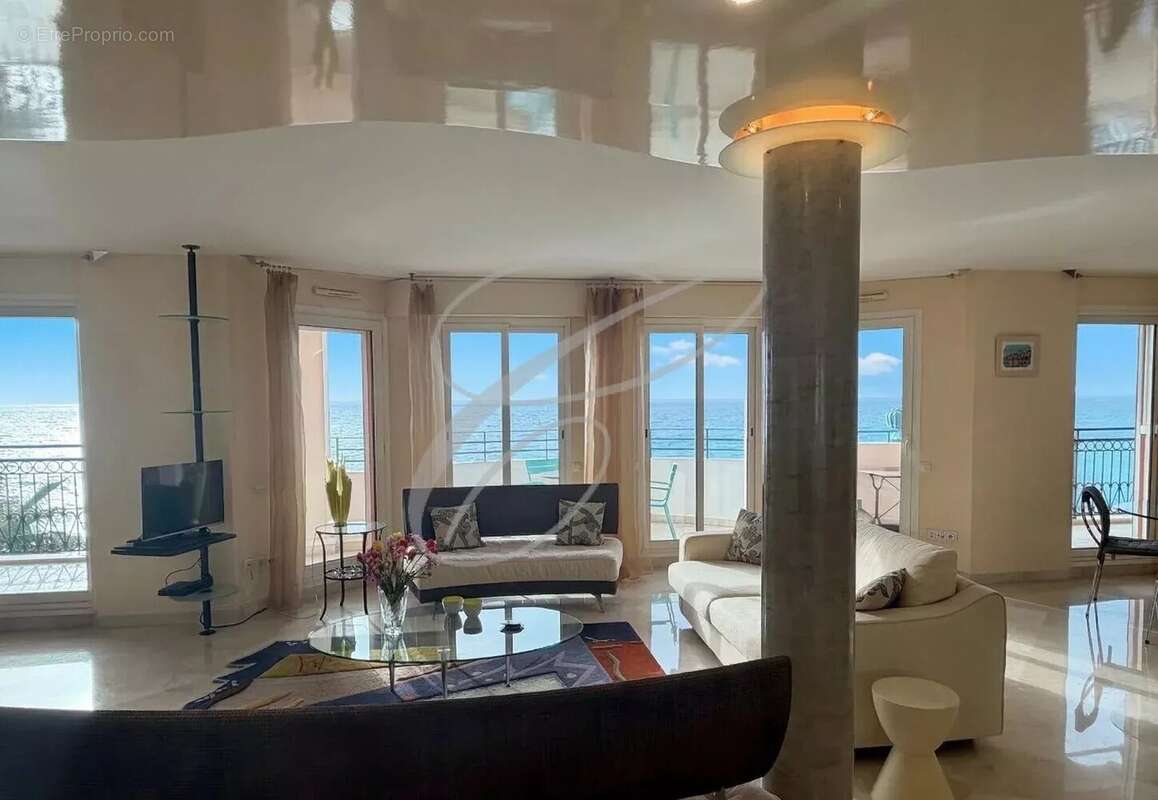 Appartement à MENTON
