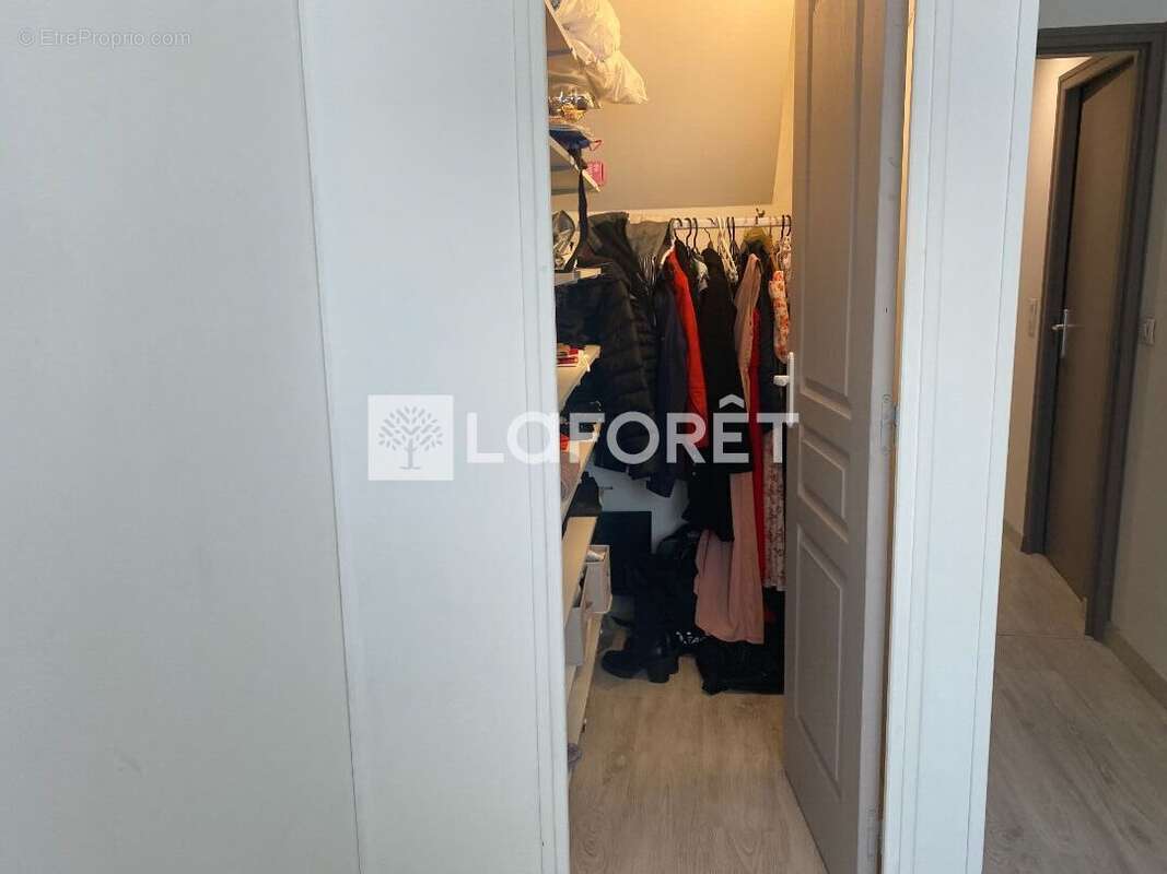 Appartement à ROSNY-SUR-SEINE