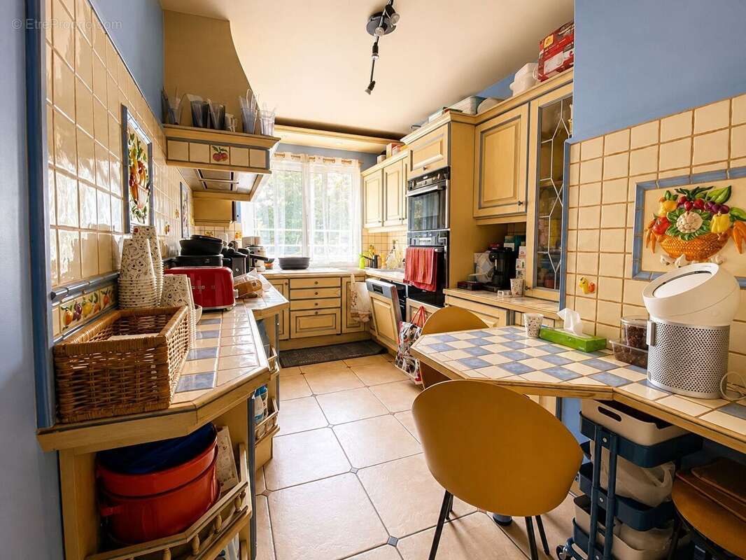 Appartement à ROSNY-SOUS-BOIS