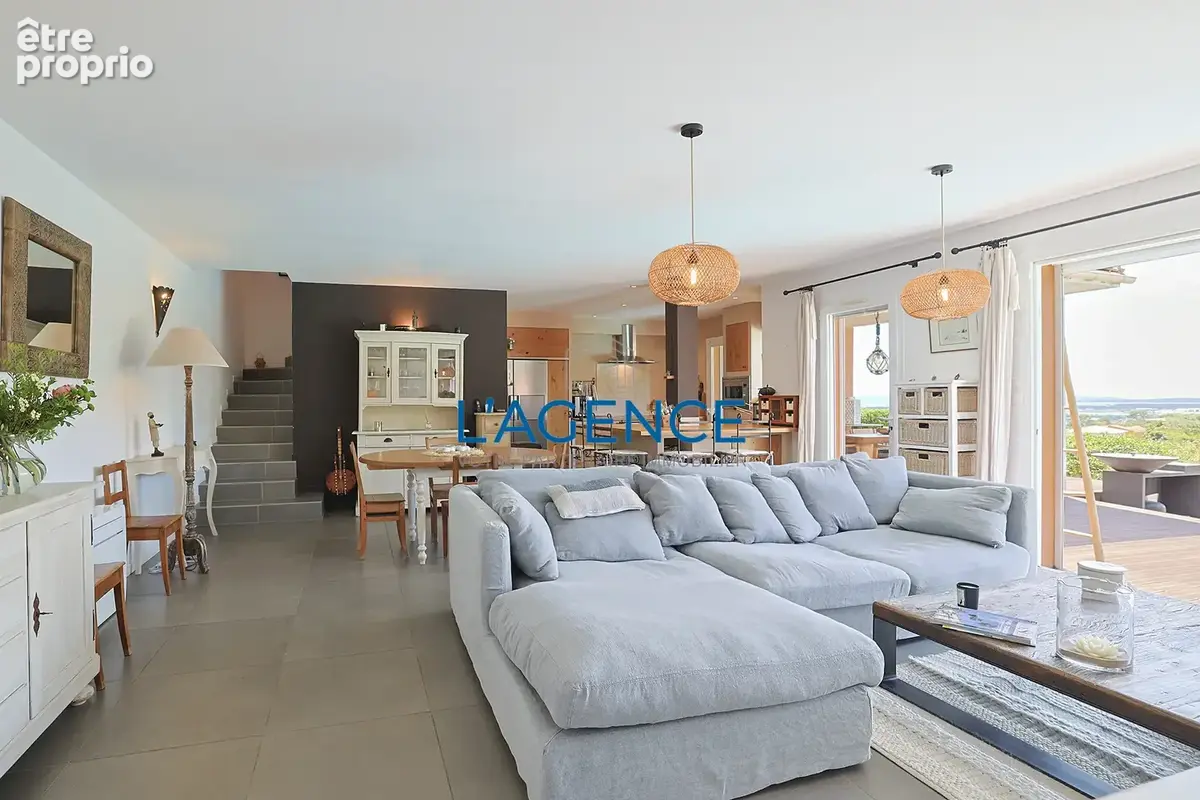 Villa de 154m2 avec VUE MER et piscine dans un domaine privé et sécurisé - photo 7