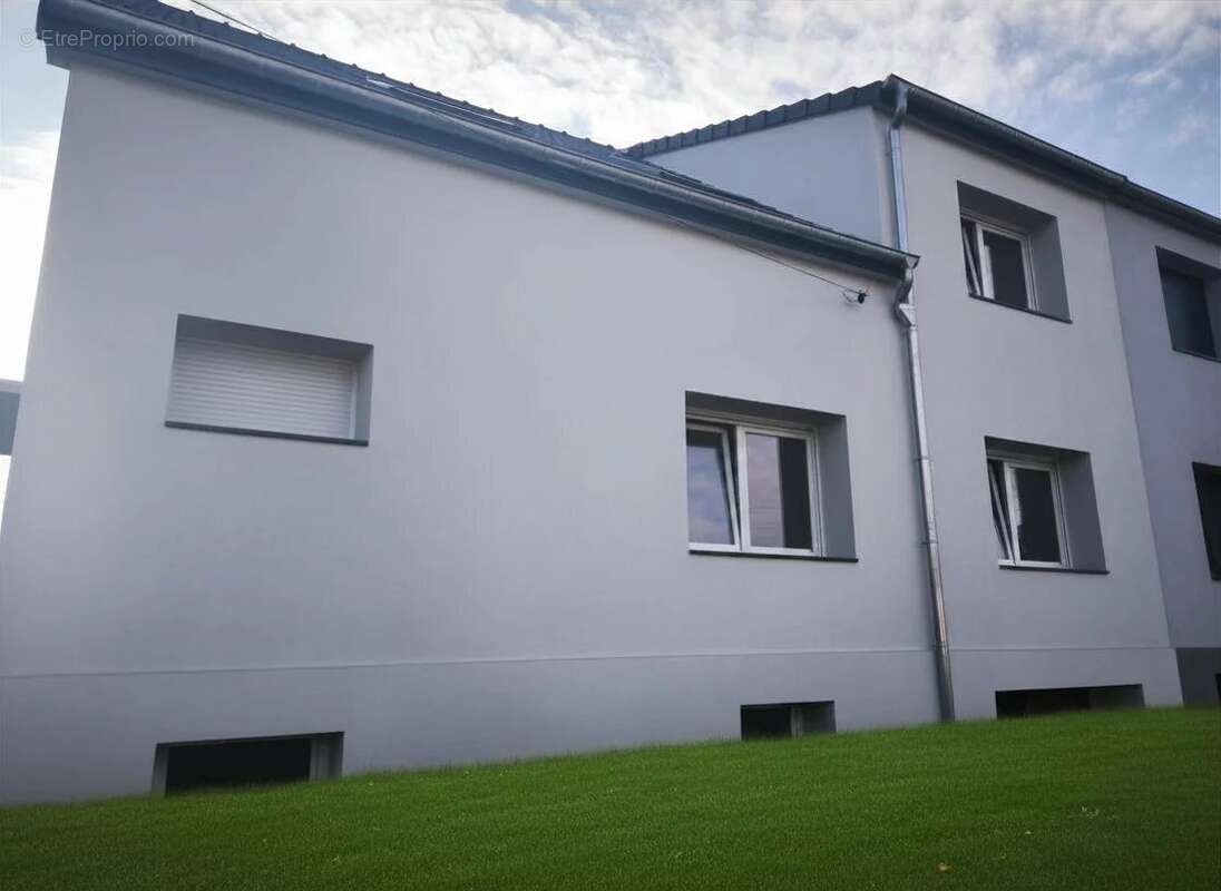 AMNÉVILLE – Maison familiale entièrement neuve – - photo 8
