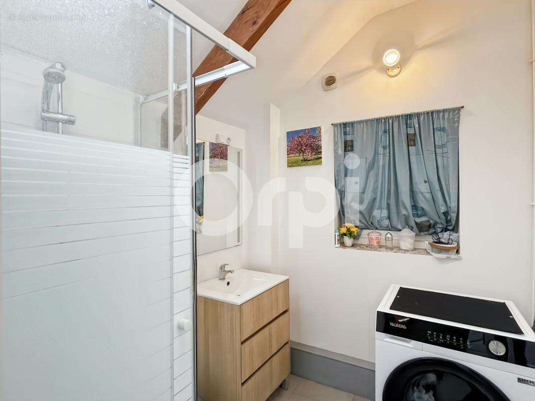 Maison à HEUDREVILLE-SUR-EURE