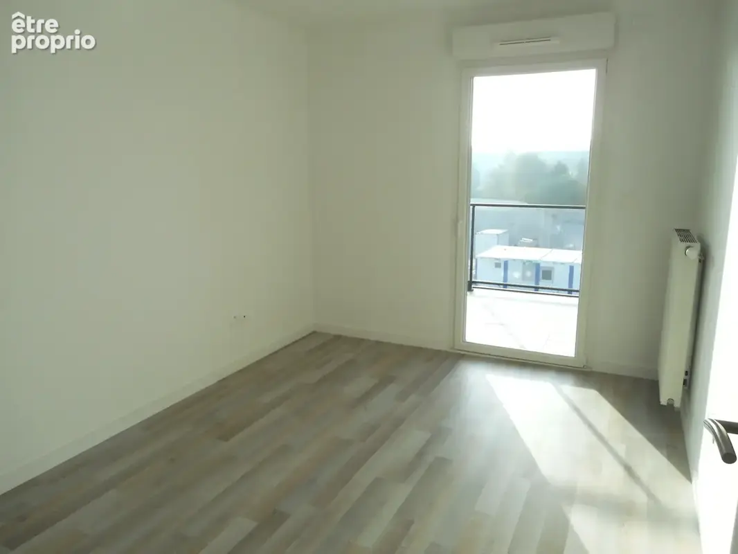 Proche gare  - appartement type 3 de  69m2 + terrasse  16m2 + parking vendu loue - photo 8