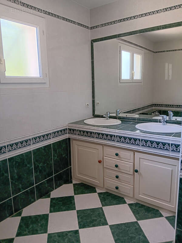 Maison à AIGREFEUILLE