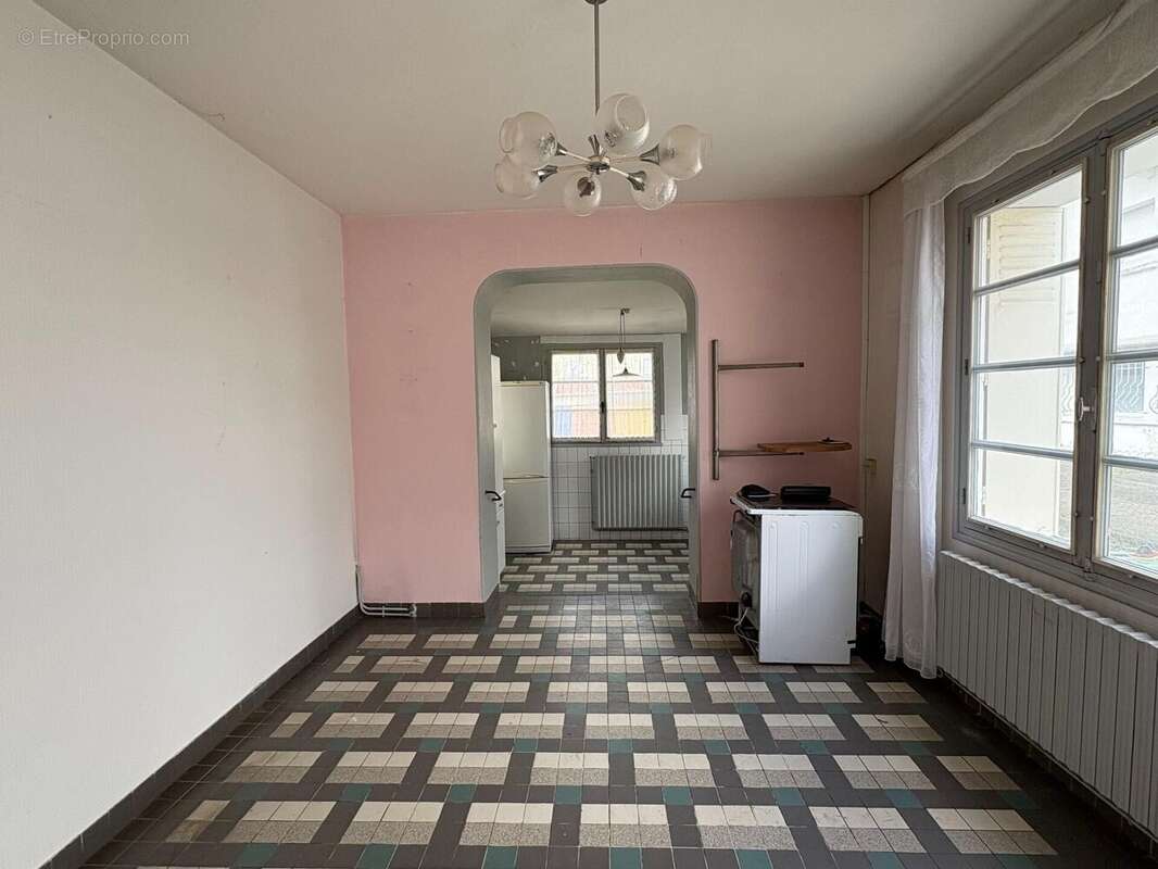 Photo 2 - Maison à SAINTES