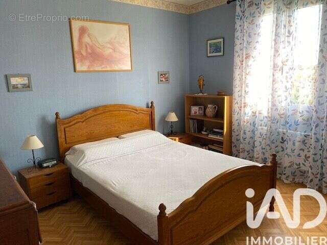 Photo 8 - Maison à MEYNES