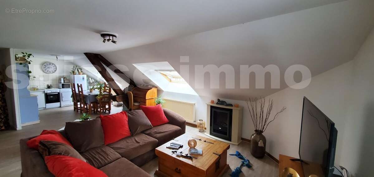 Appartement à L'ISLE-SUR-LE-DOUBS