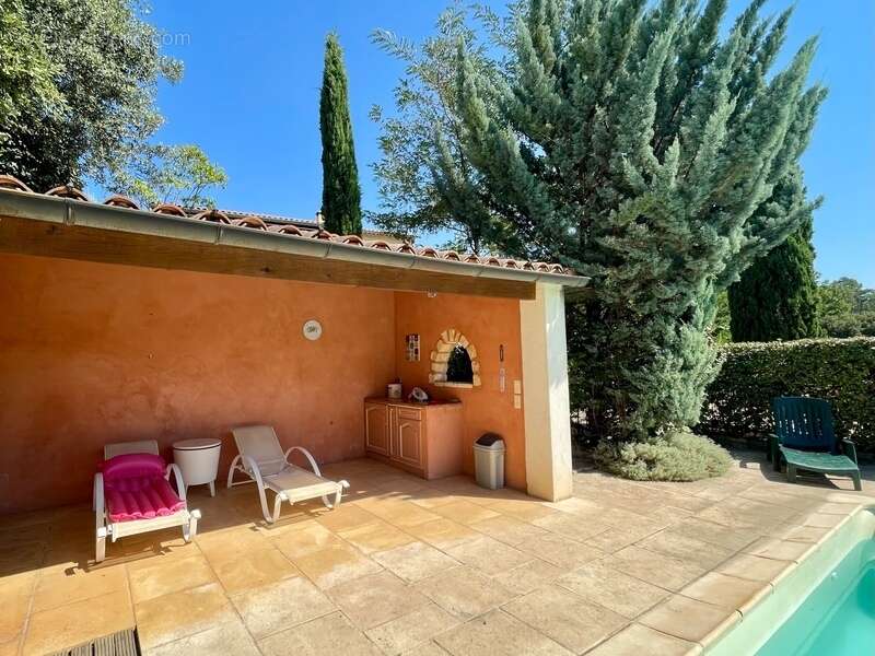 Maison à ROUSSILLON