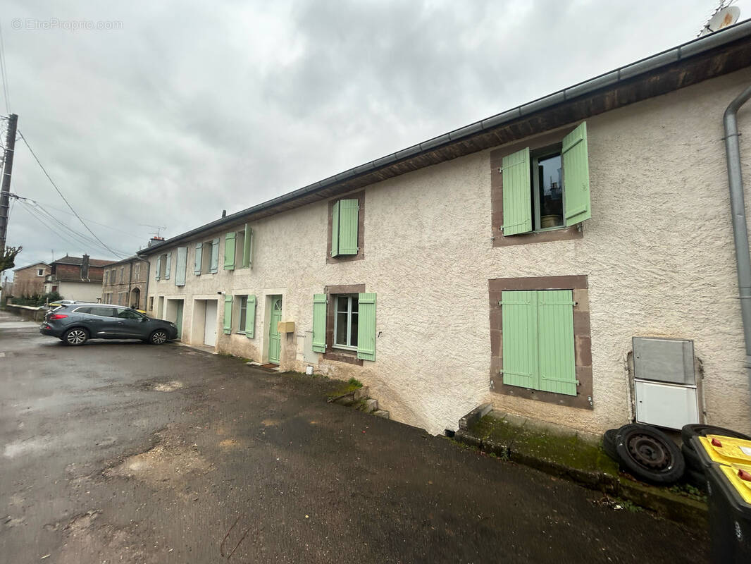 Appartement à LUXEUIL-LES-BAINS