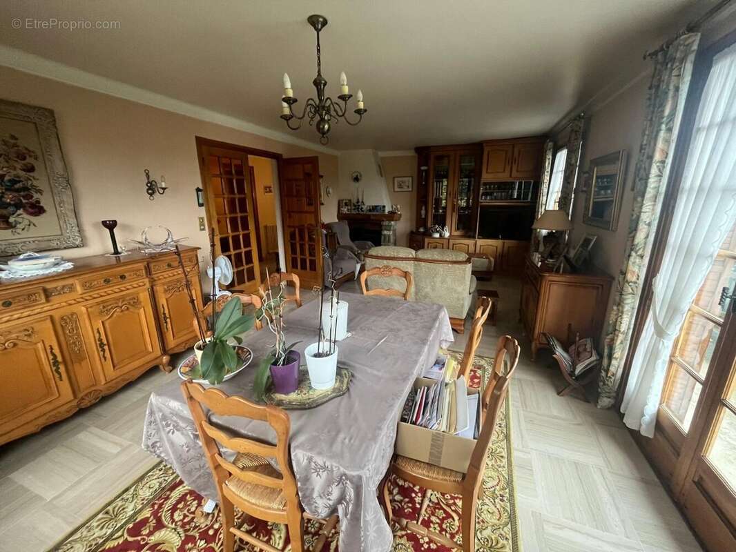 Maison à LE BOURGET-DU-LAC