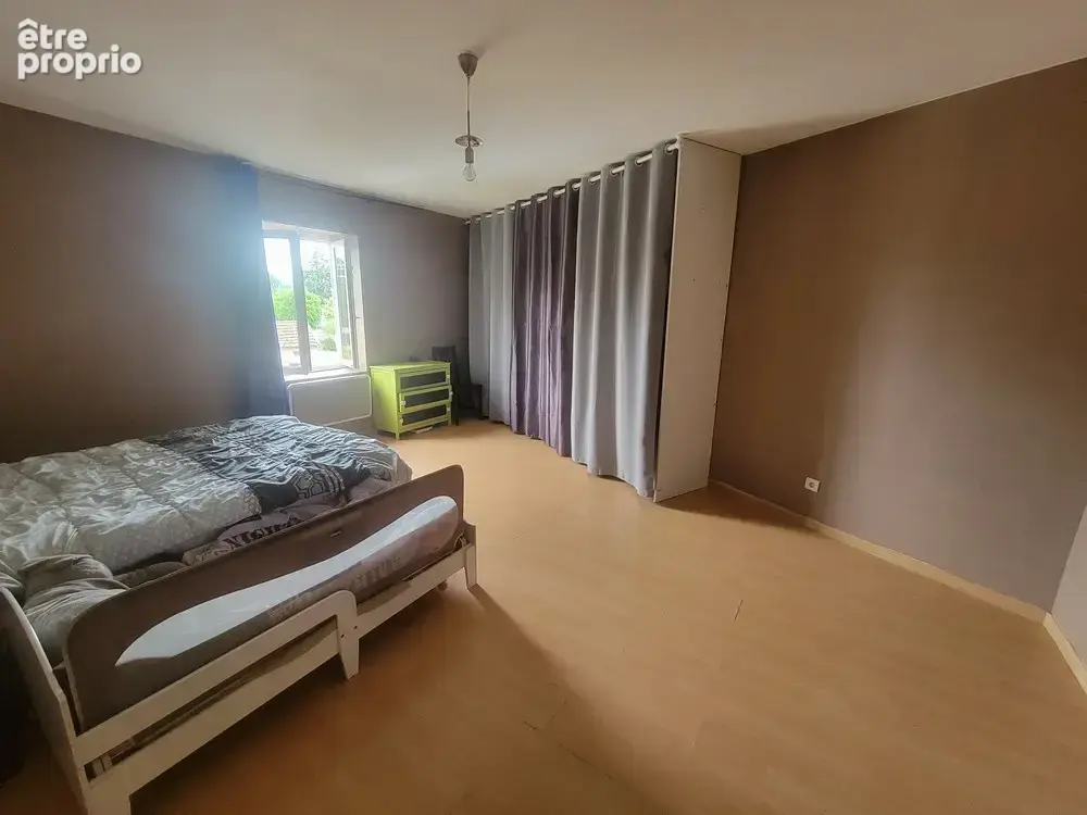 Grande maison familiale de 179 m2 à deux pas de St Sorlin-en-Valloire (26210) - photo 10