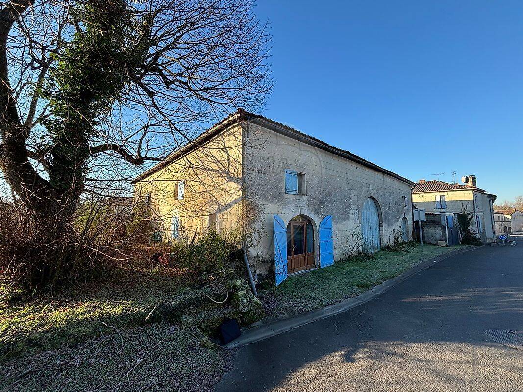 Maison à SAINT-CIERS-DU-TAILLON