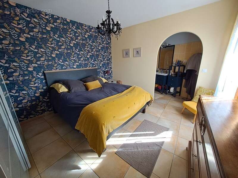 Maison à AUBIE-ET-ESPESSAS
