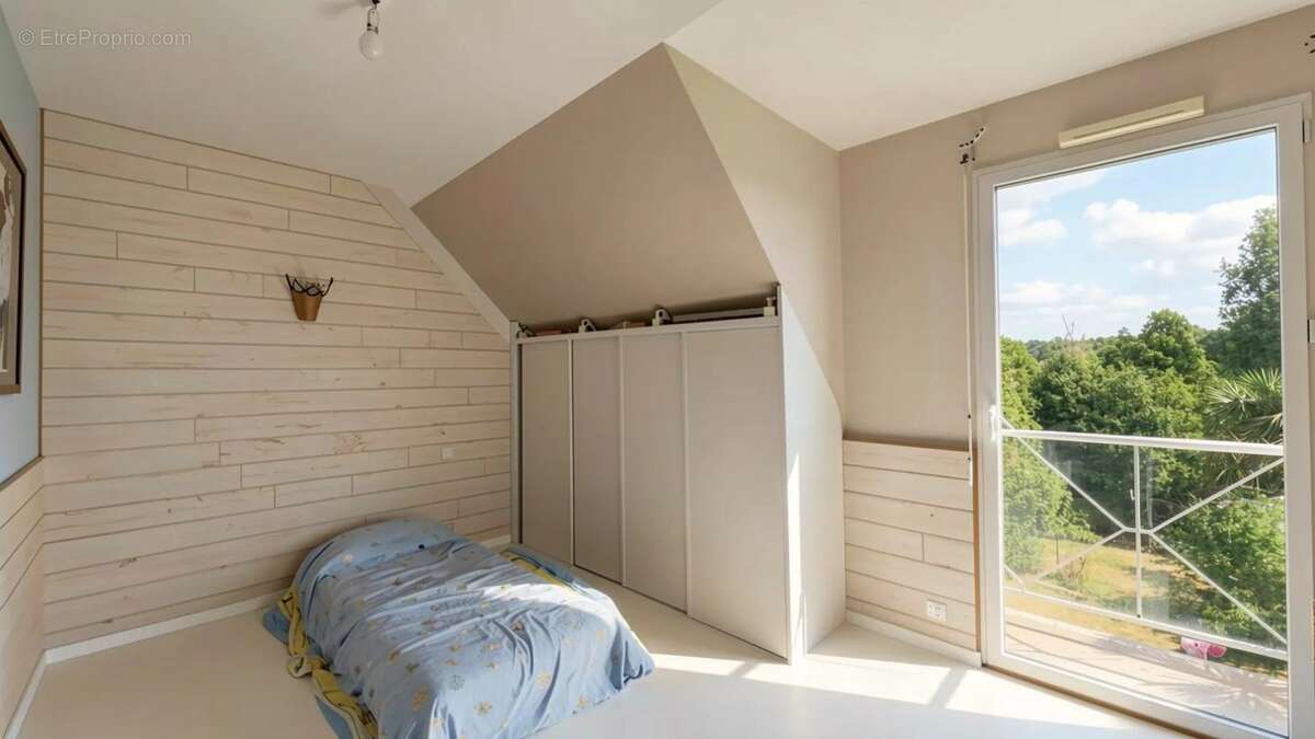 Maison en forêt avec son etang sur bourg des comptes - photo 6