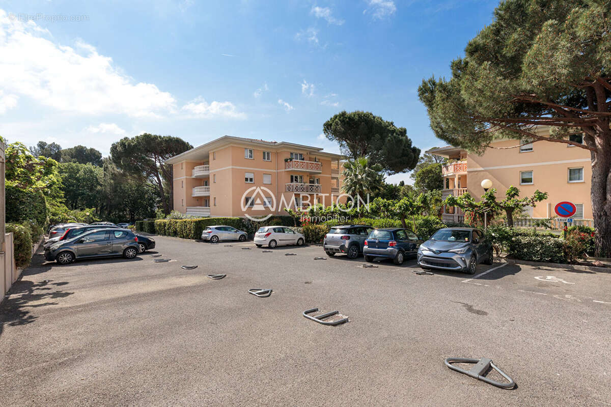 Appartement à FREJUS