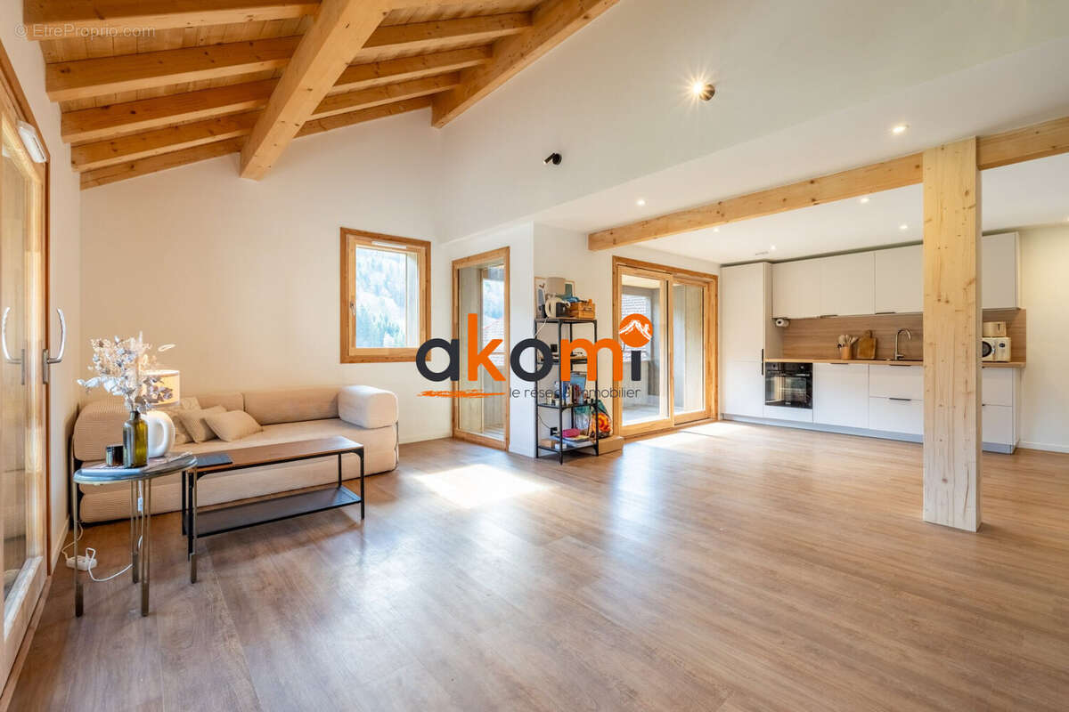 Appartement à LES VILLARDS-SUR-THONES