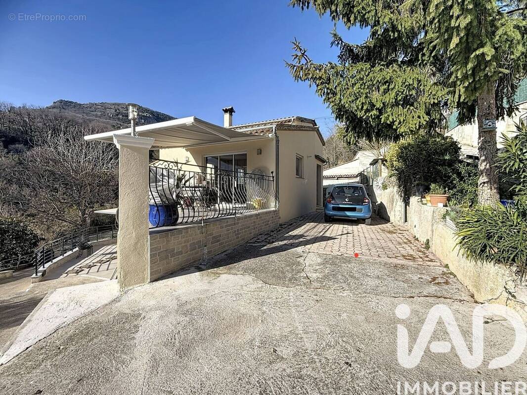 Photo 1 - Maison à TOURRETTES-SUR-LOUP