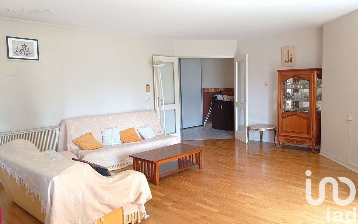 Photo 4 - Appartement à VILLEURBANNE