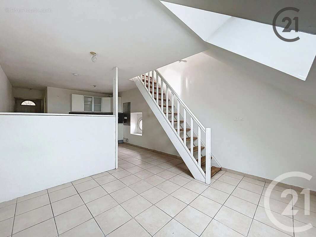 Appartement à MONTEREAU-FAULT-YONNE
