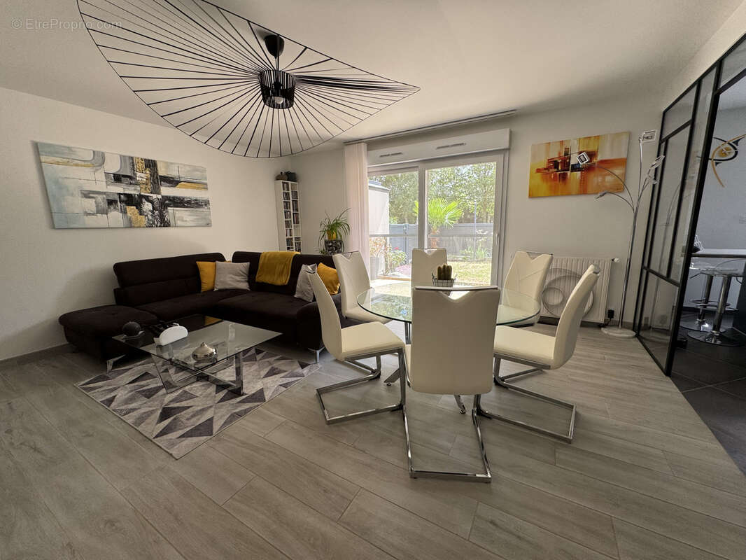 Appartement T3 Rez-de-Jardin  Janzé - photo 4