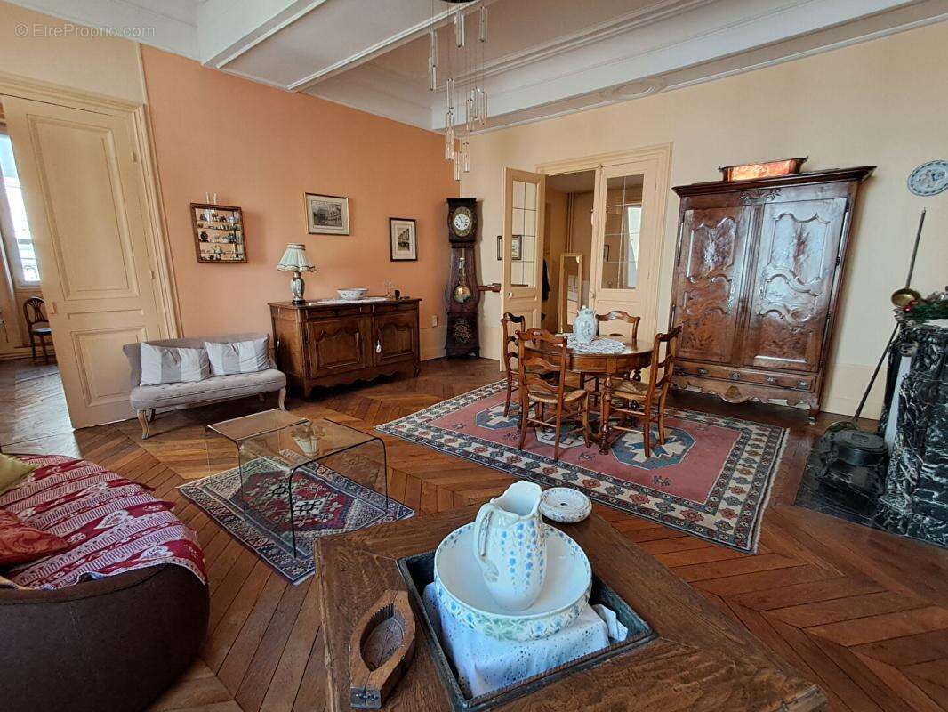 Appartement à CHALON-SUR-SAONE