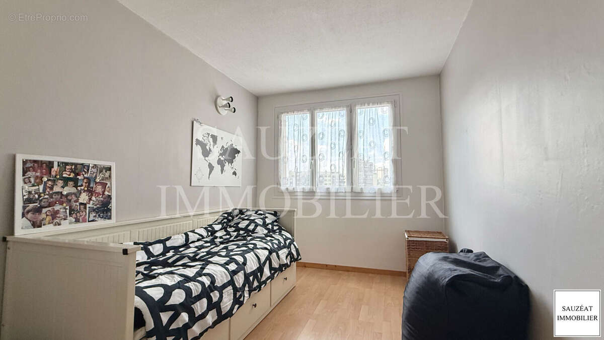 Appartement à BAGNEUX