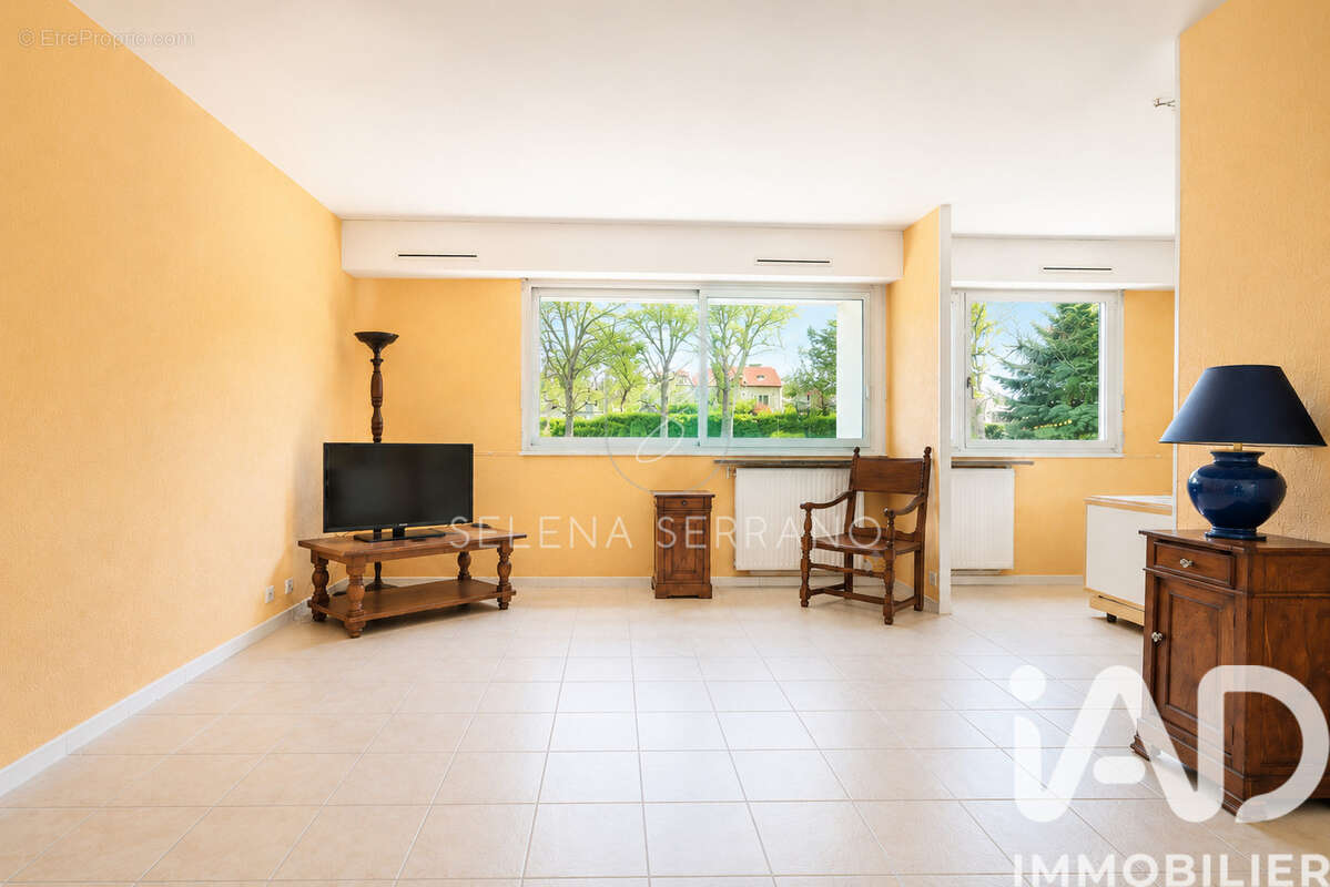 Photo 2 - Appartement à BEAUCHAMP