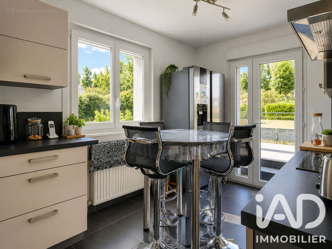 Maison 114 m² à Le Puy-En-Velay  - photo 3