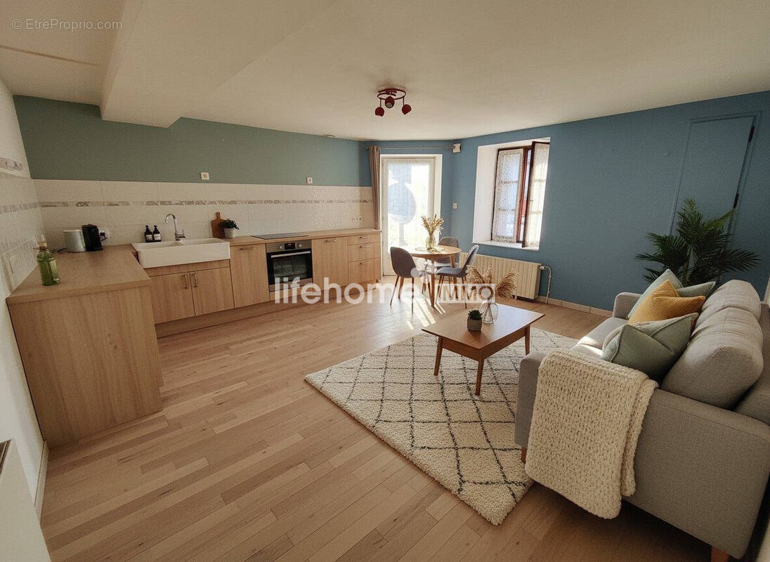 Maison à SAINT-MICHEL-EN-BRENNE