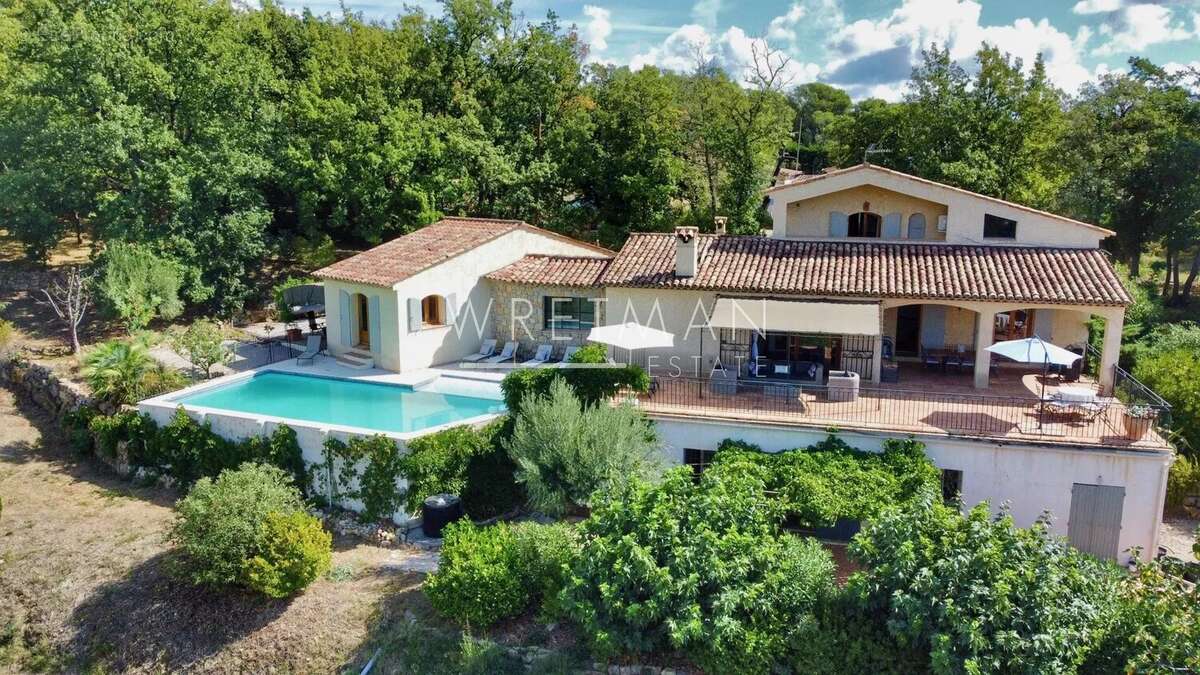 Villa de qualité avec vue panoramique et piscine - tourrettes - photo 19