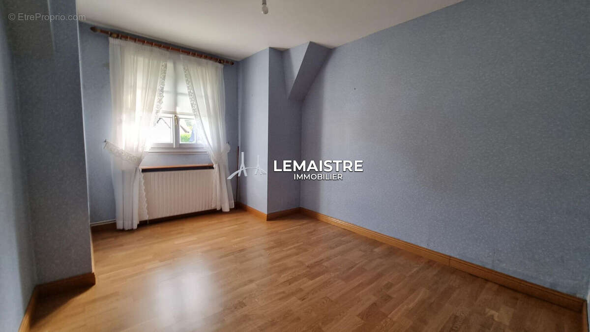 Maison à SAINT-MARTIN-DE-BOSCHERVILLE