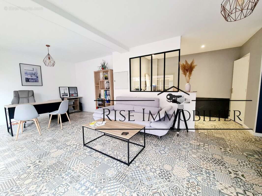 Commerce à PORTIRAGNES