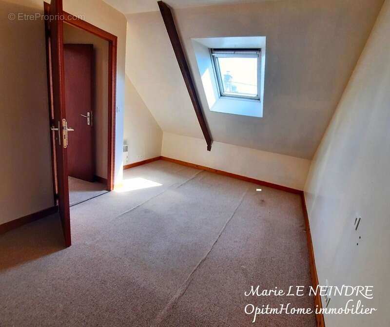 Maison à PLOUNEVEZ-QUINTIN