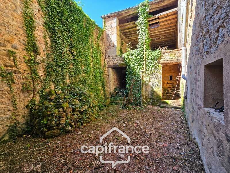 LORMES (Morvan) – Ancien hôtel particulier du XVIIIᵉ siècle – 780 m² de caractère à restaurer - photo 18