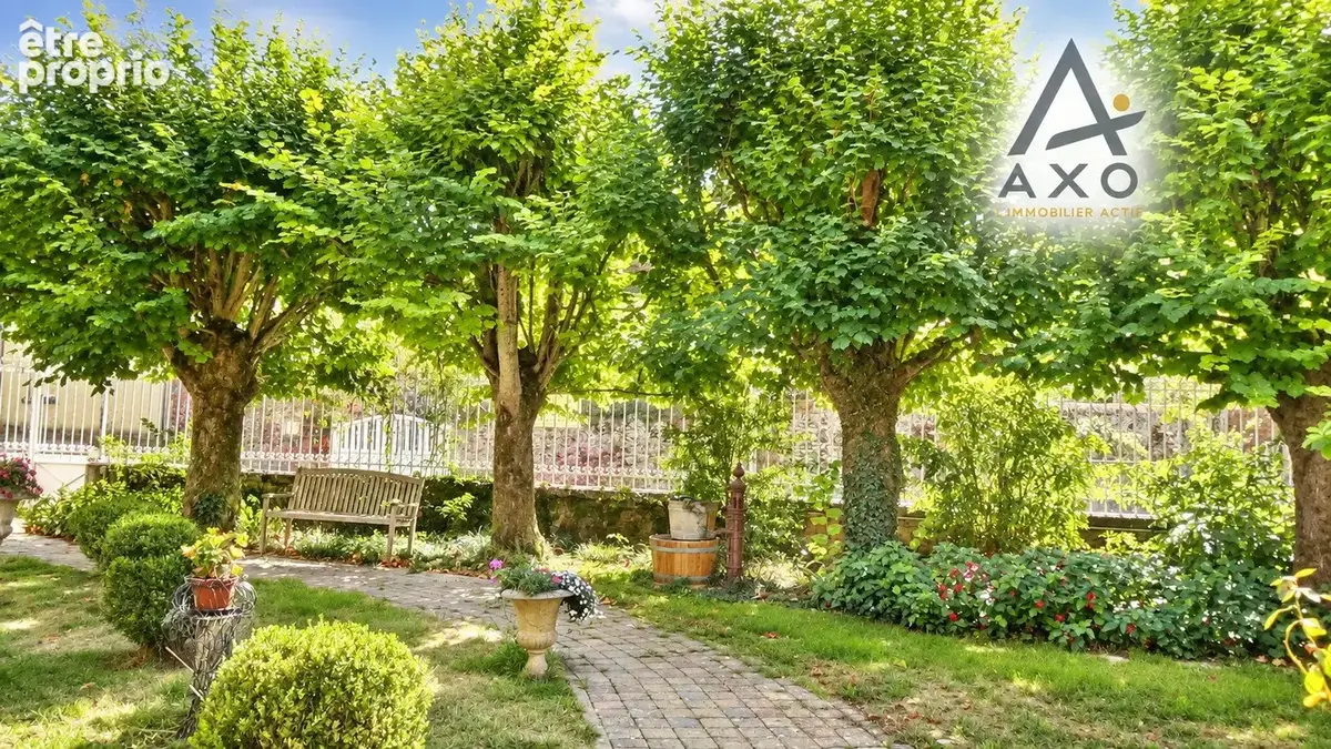Maison Bourgeoise de 1870, ses greniers, sa cave de 74m2, sa grange et sa dépendance déjà rénovée - photo 11