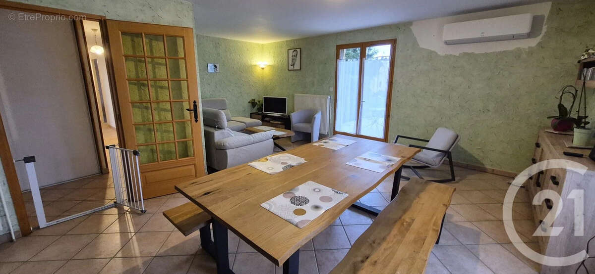 Maison à SAINT-USUGE