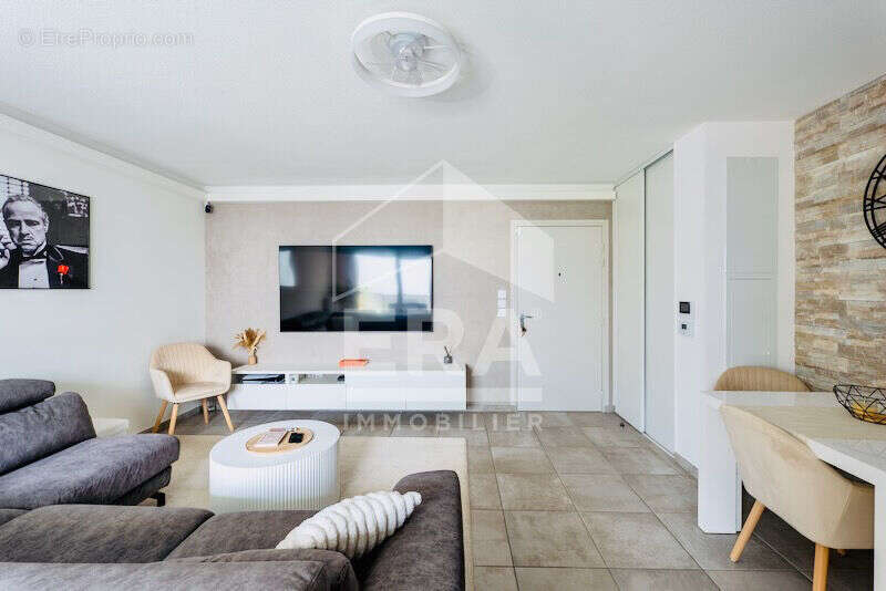 Appartement à GRIGNY