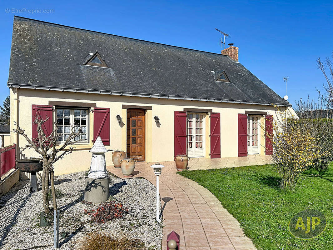 Maison à RUFFIGNE