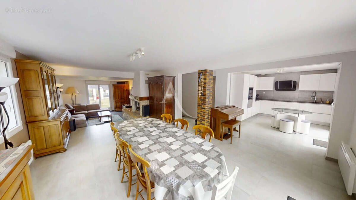Maison Donnery 150 m² 6 pièces - photo 3