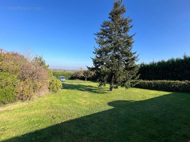 Maison à BELLEVILLE