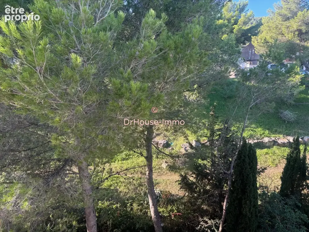 Appartement 4 pièces 92 m² à vendre à Chateauneuf-Les-Martigues (13220) - photo 2