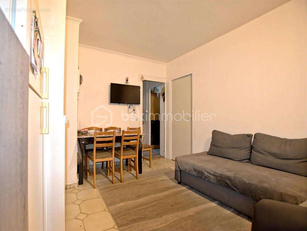 Appartement à COLOMBES