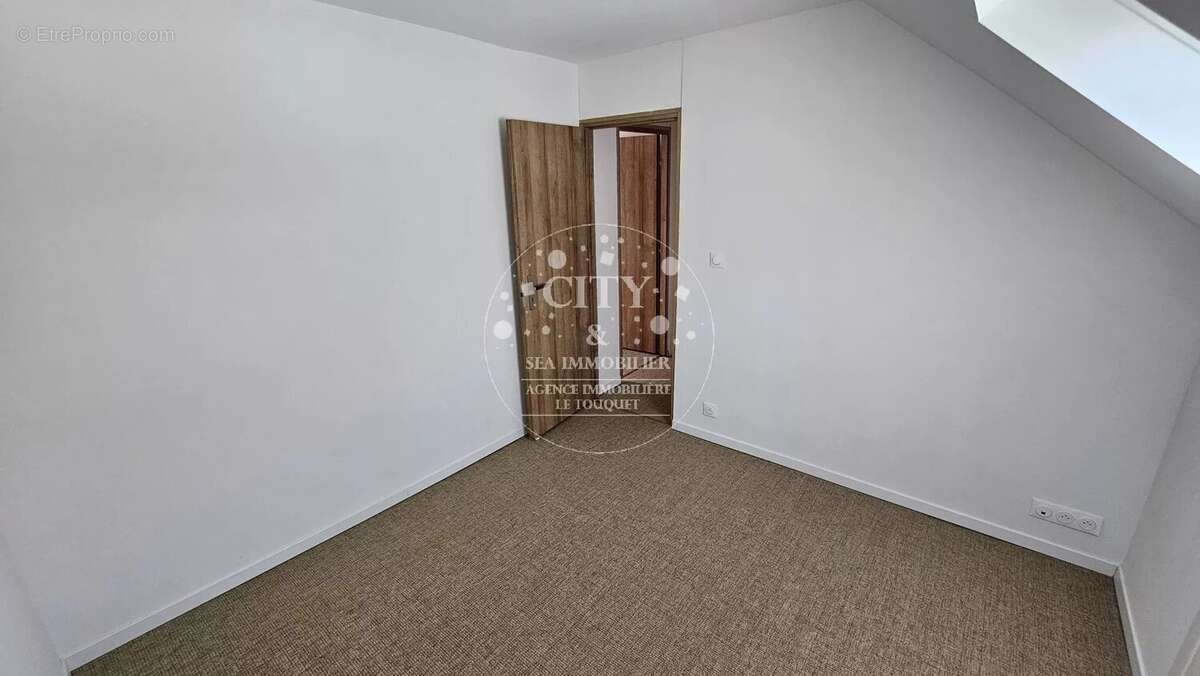 Proche de toutes commodites - maison 2 chambres en parfait etat - photo 14