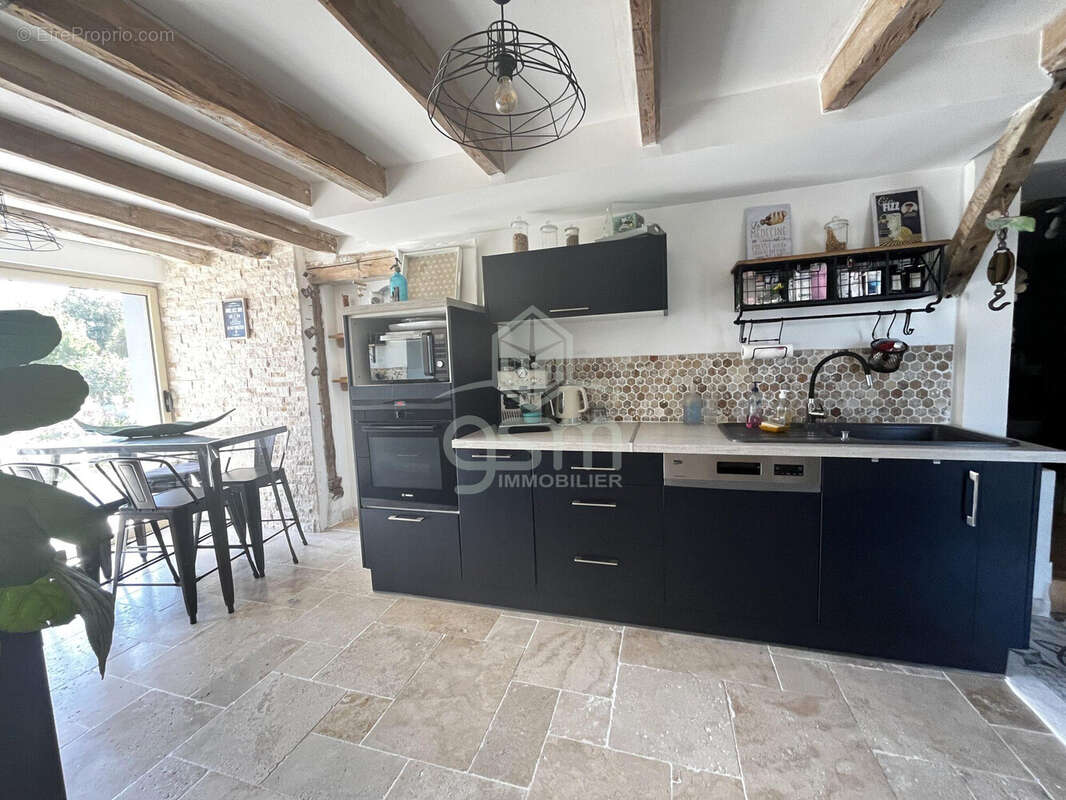 Maison 145 m² à Louans  - photo 3