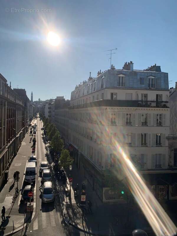 Appartement à PARIS-18E