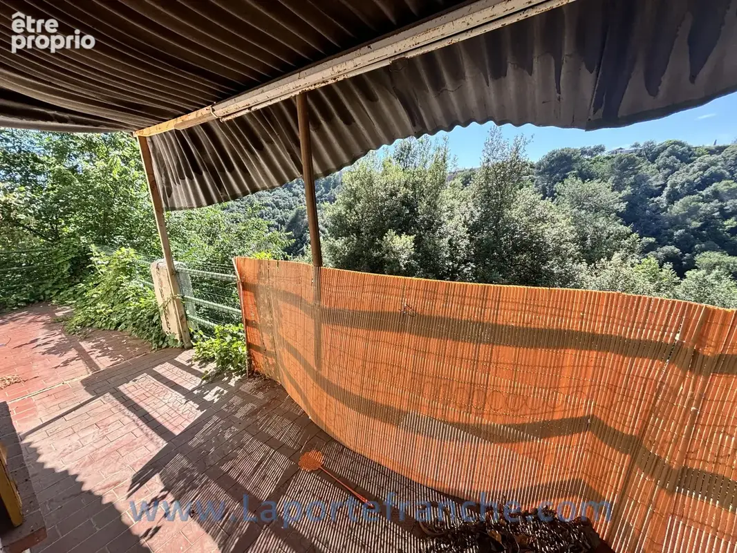 Cagnes maison 65 m2 à rénover sur terrain 1836 m2 - photo 8